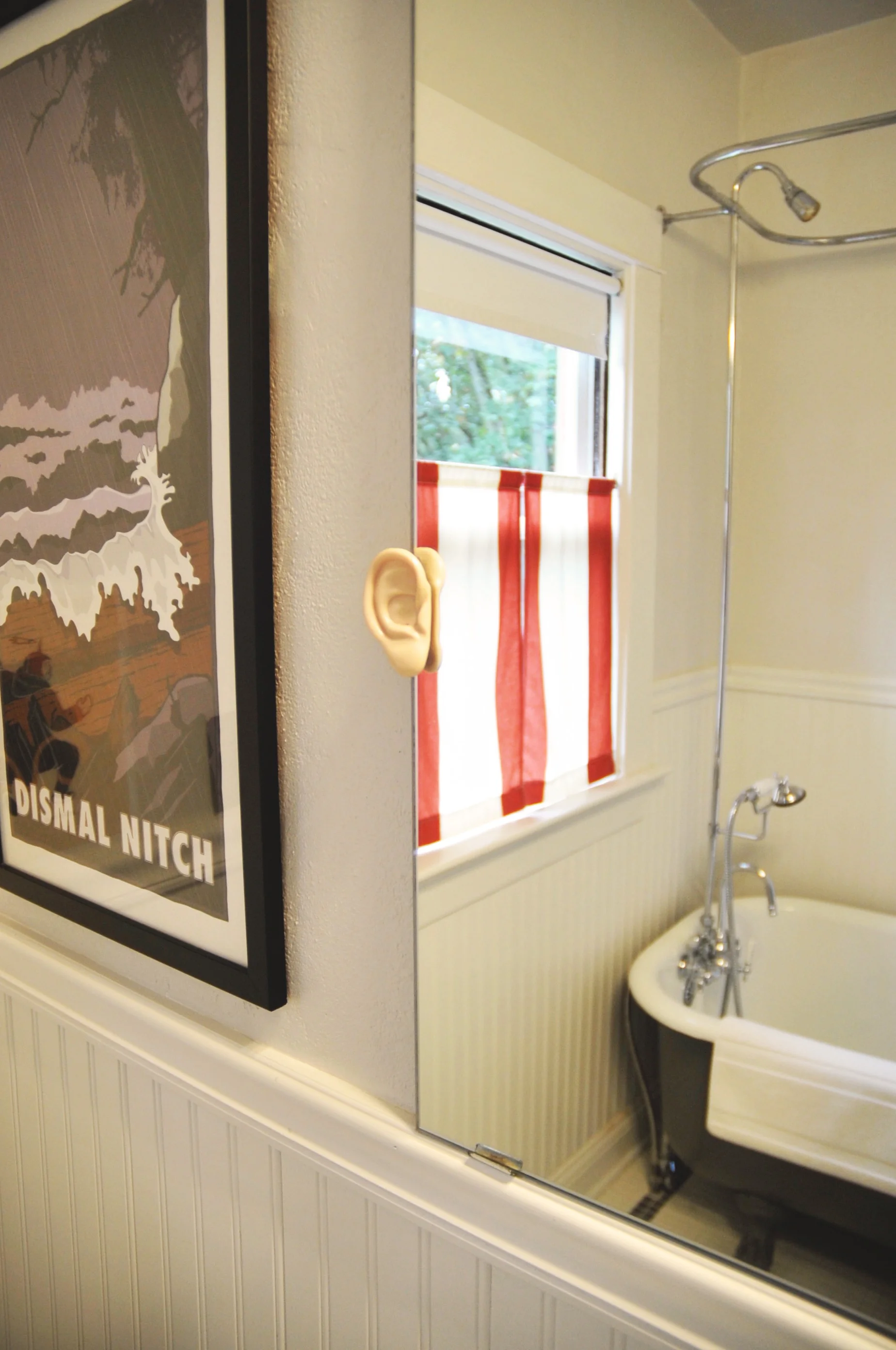 Bathroom3.jpg