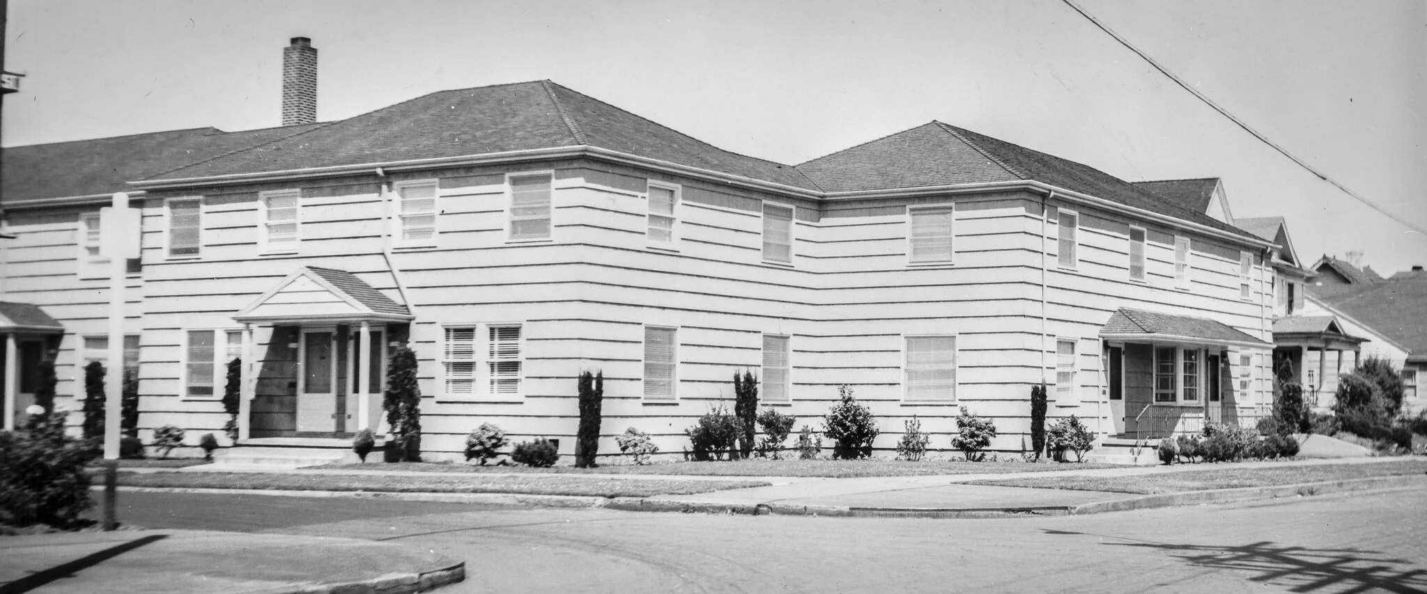 1952 LaDonna Apartments OHS bb015405