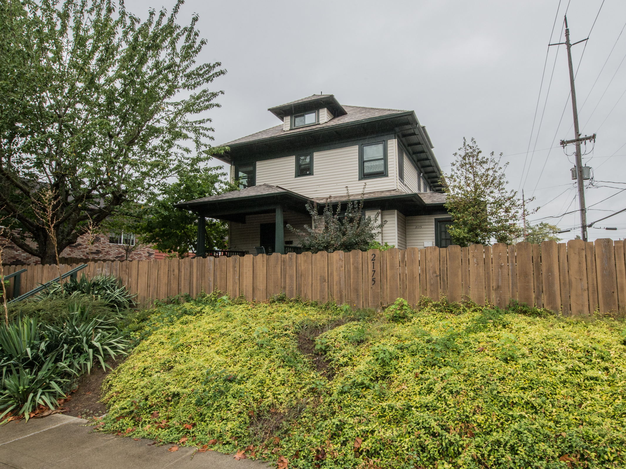 Close-in NE Portland, Perfect studio apartment