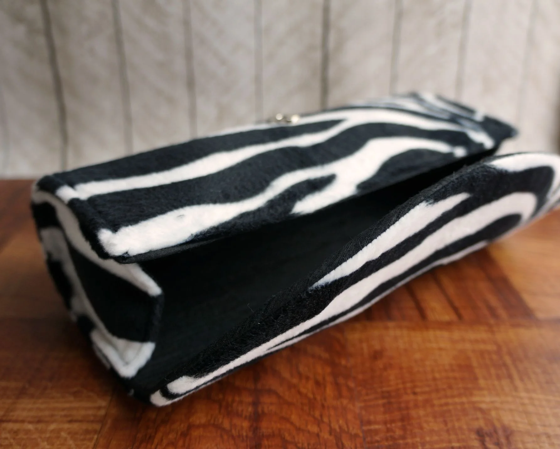zebra 4.jpg