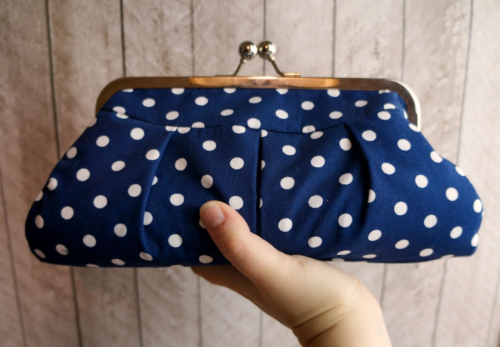polka dot frame 5.jpg