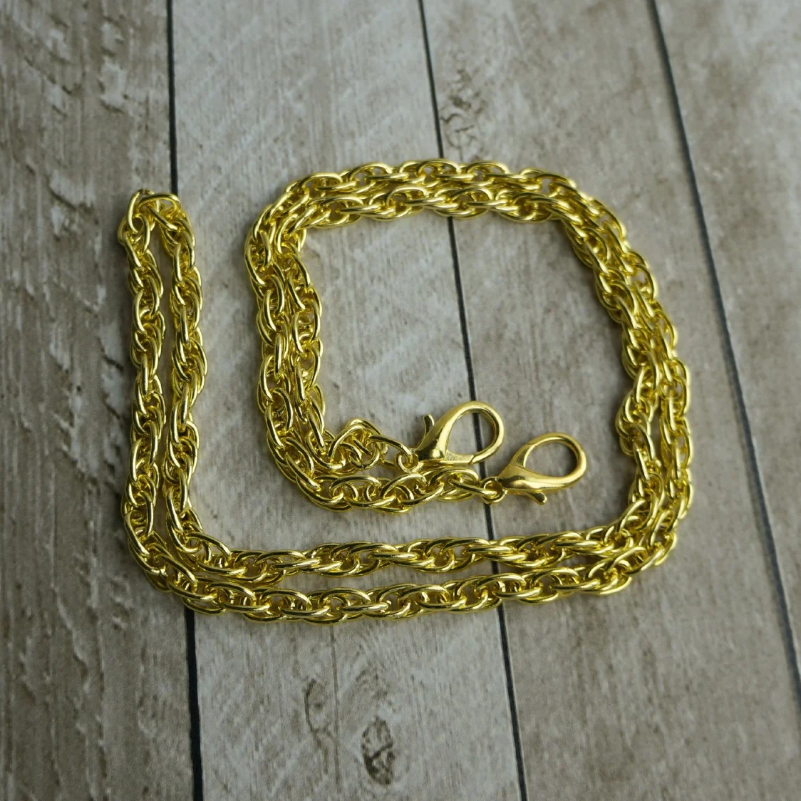 chain gold.jpg