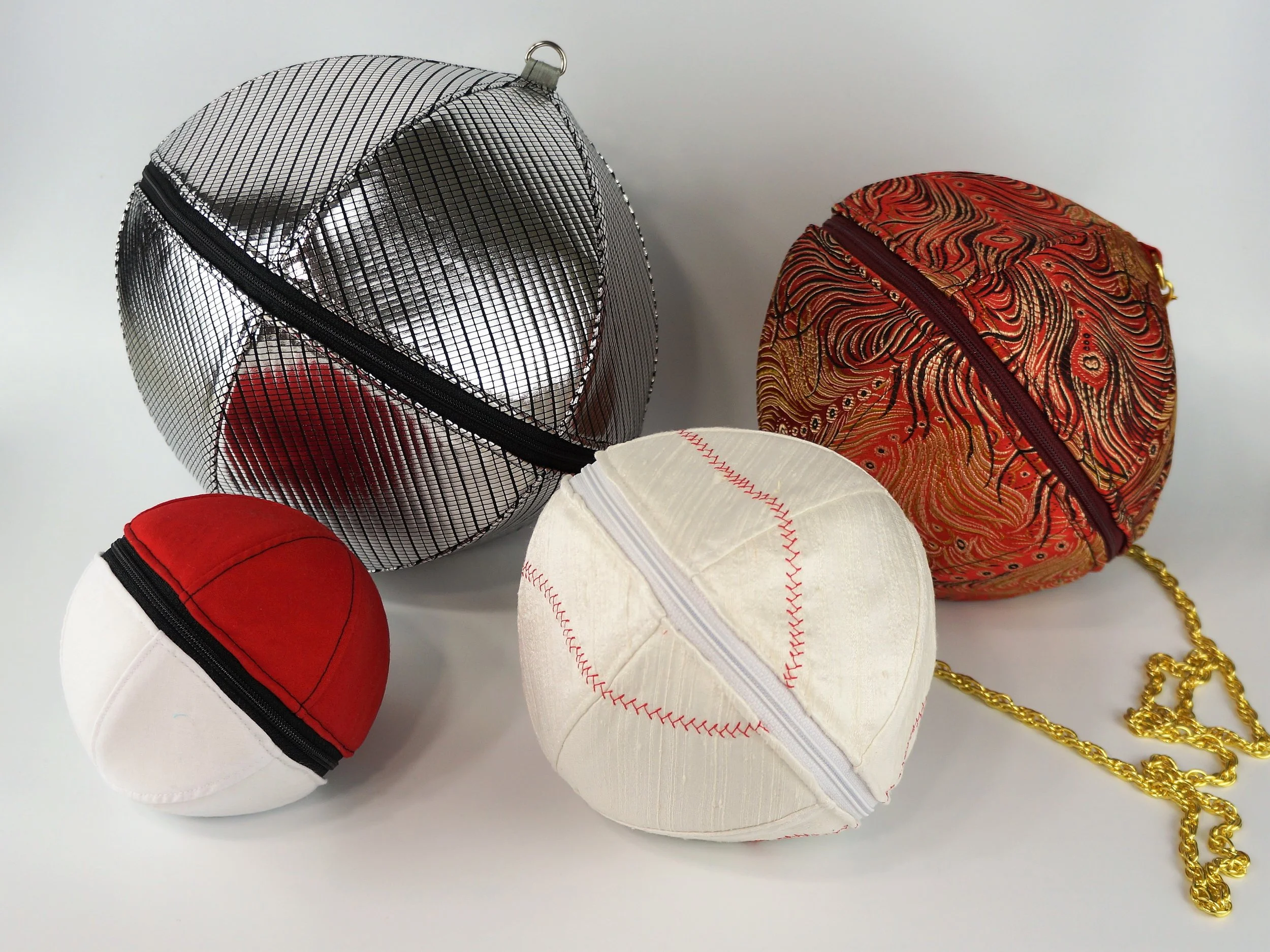 New Release: Round the World Purse