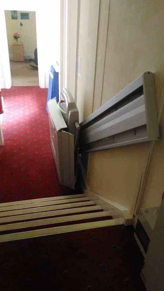 inclined platform lift