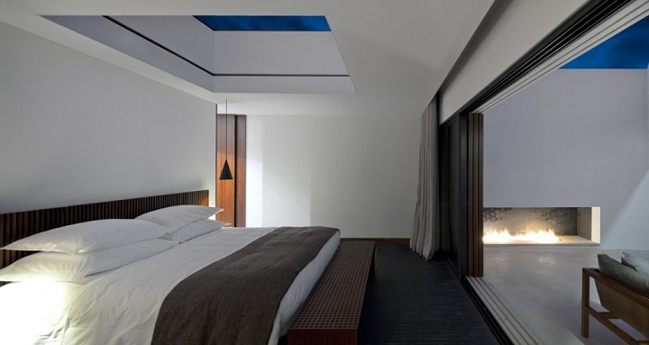 http://portugalconfidential.com/land-vineyards-hotel-sky-suites-sleep-under-the-alentejo-stars/