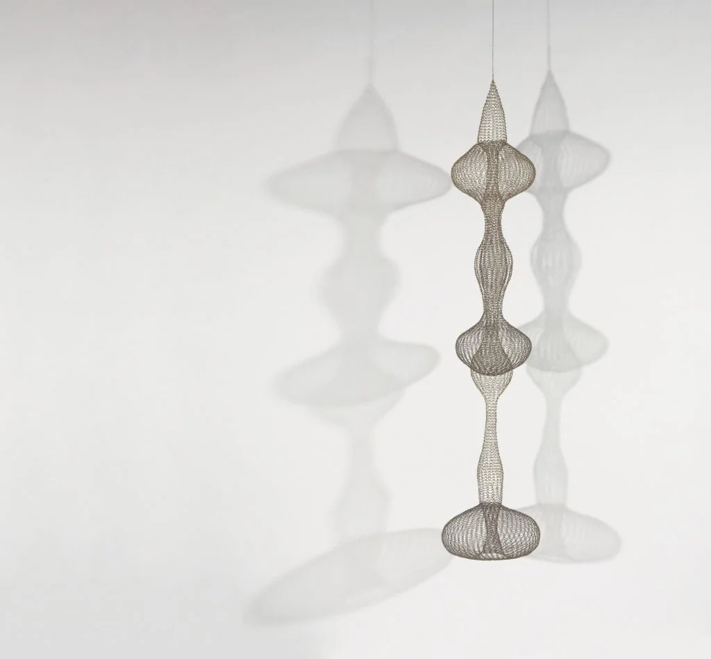 Ruth Asawa, Untitled (S.540, Hanging, Seven- Lobed, Interlocking Continuous Form within a Form) (c. 1958). Image courtesy of Hyperallergic.