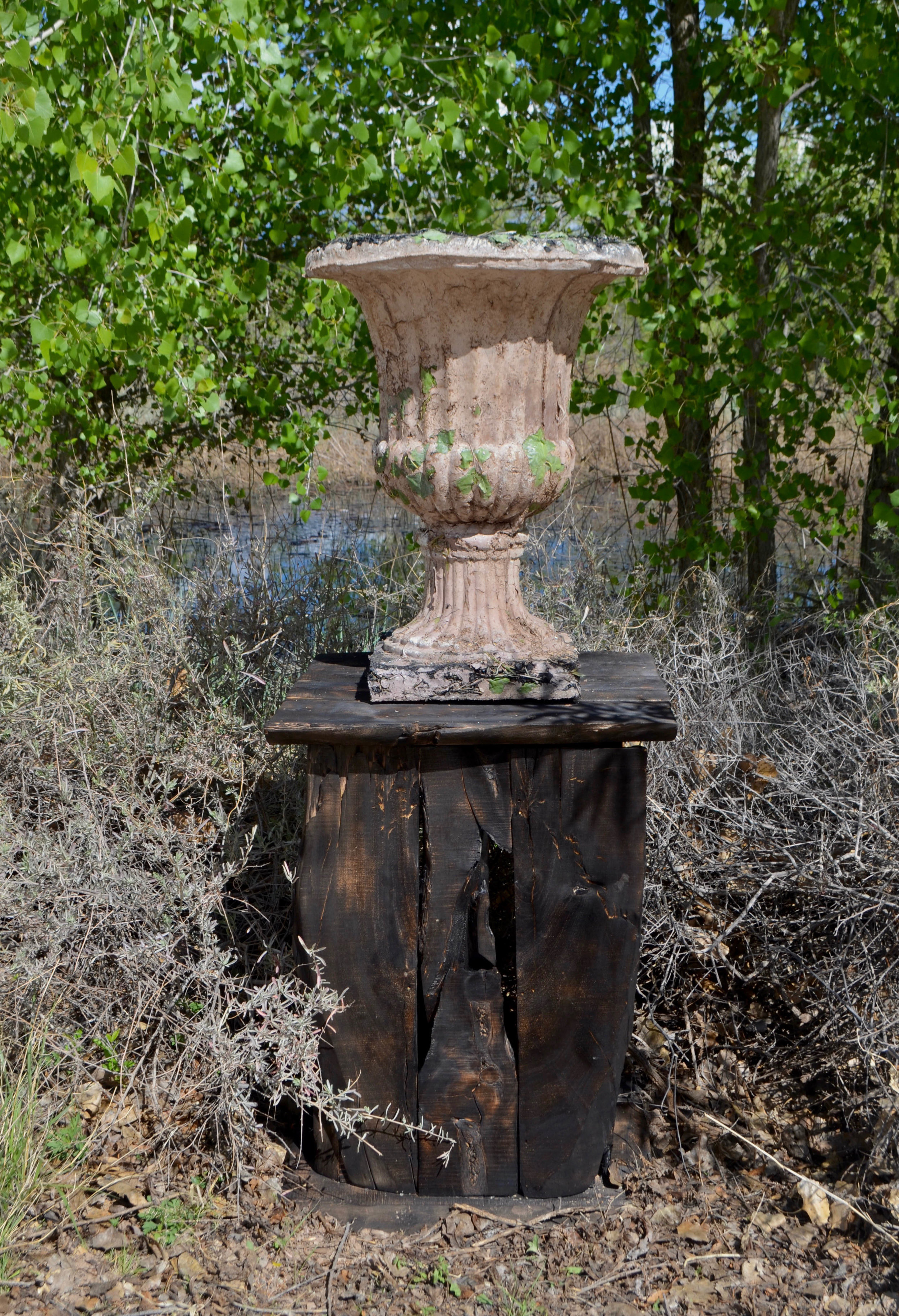  Drawing from the history of landscape architecture, and the use of urns as ornamental elements in formal garden settings, Memorials to the genii loci: Middle Rio Grande Basin is the first in a series of site-specific work that memorializes natural e
