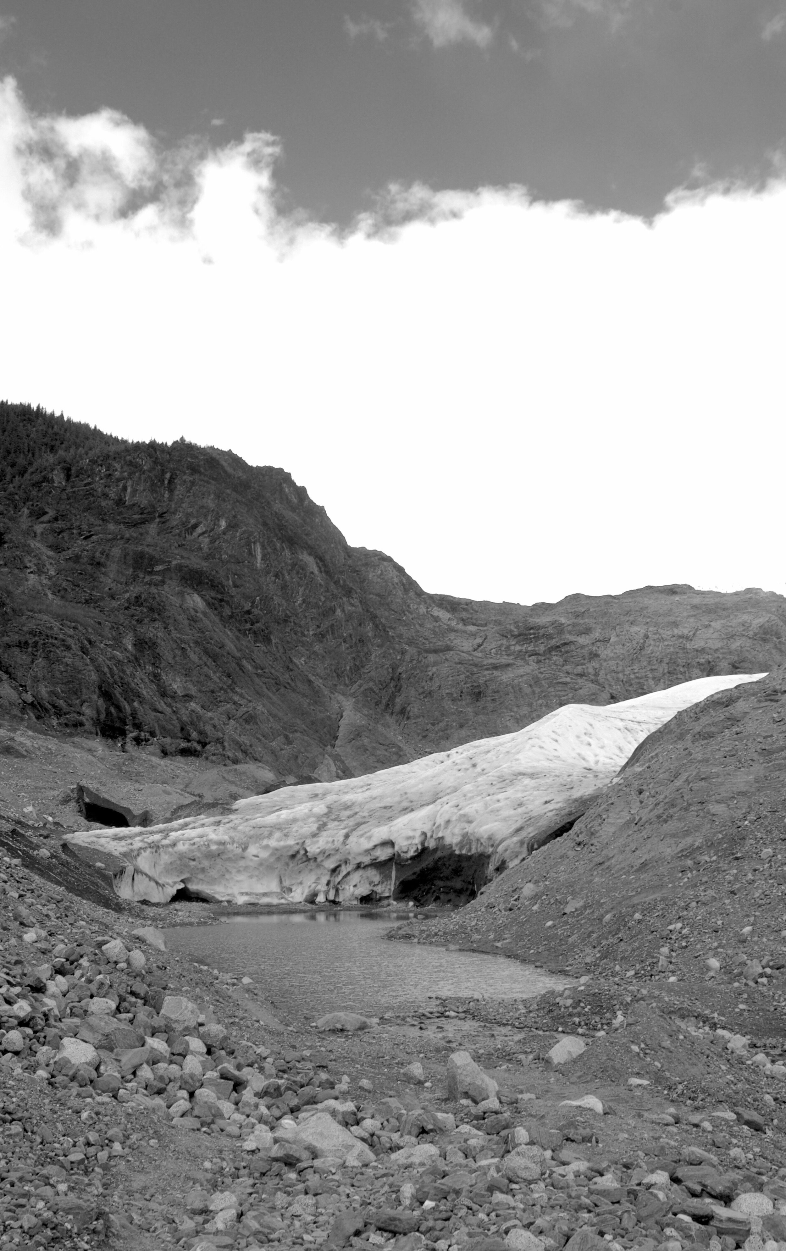  Mendenhall Glacier Ice Cave, which has since collapsed. 