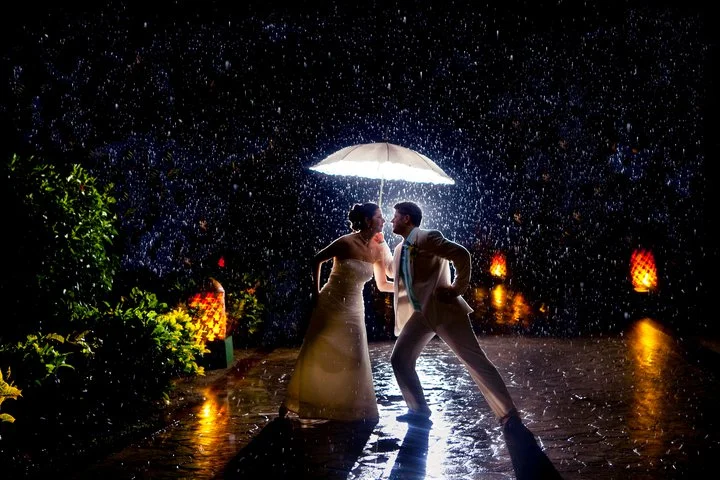 wedding-in-the-rain-Lisa-Sammons-Events-Weddings-1.jpg