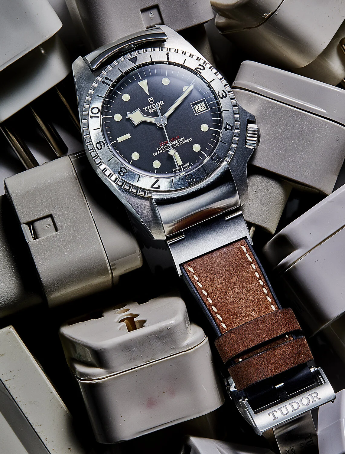 ESQ-Tudor-10935CD.jpg