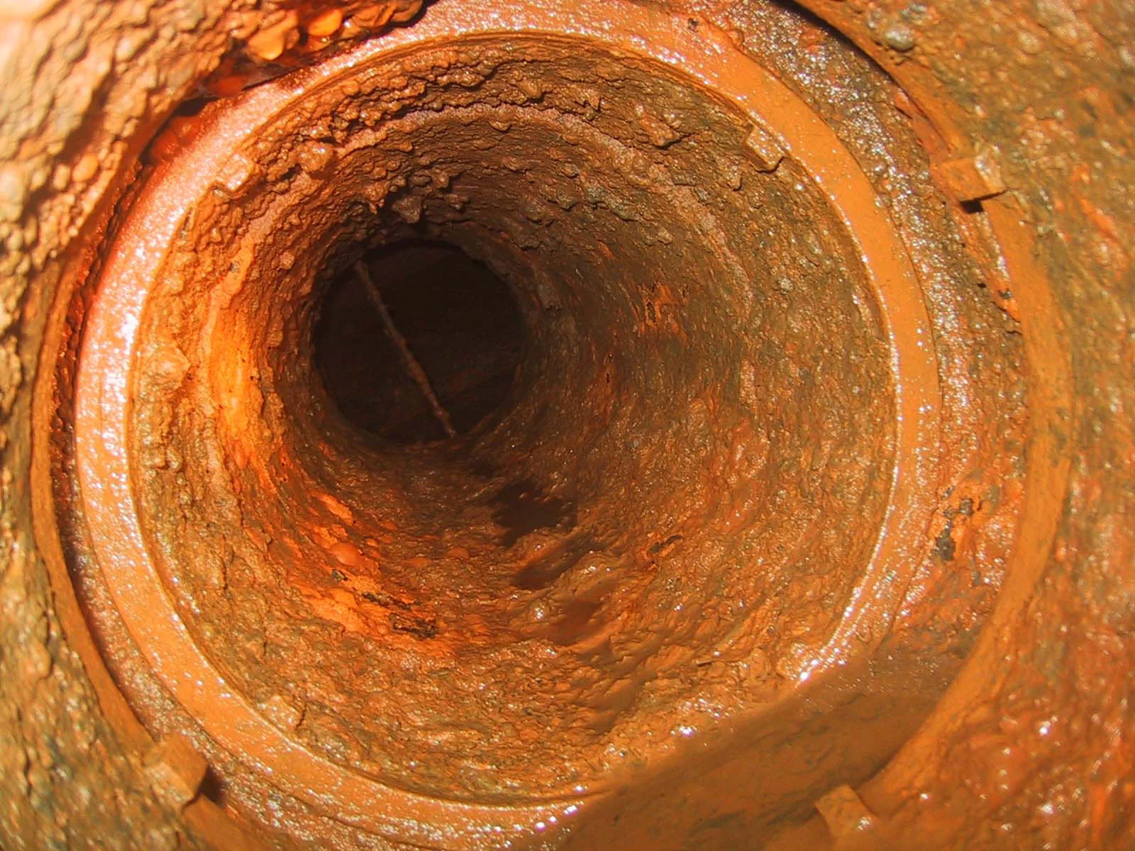 flow-assurance-pipe.jpg