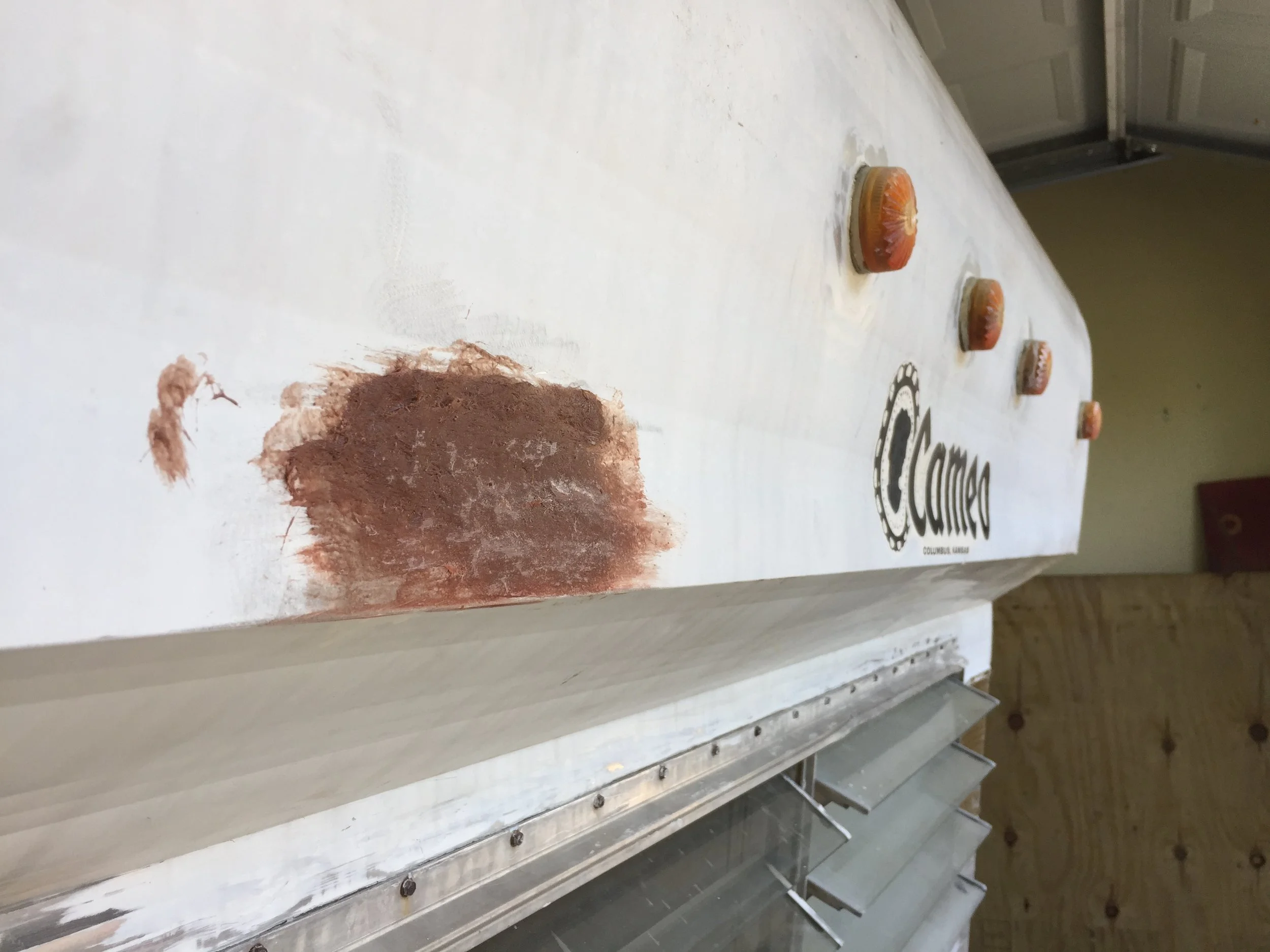 The Cameo Camper Renovation: Cleaning + waterproofing the exterior