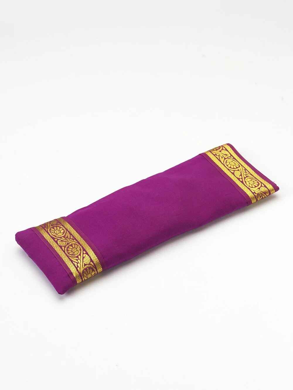 eye_pillow_with_lavender_magenta.jpg