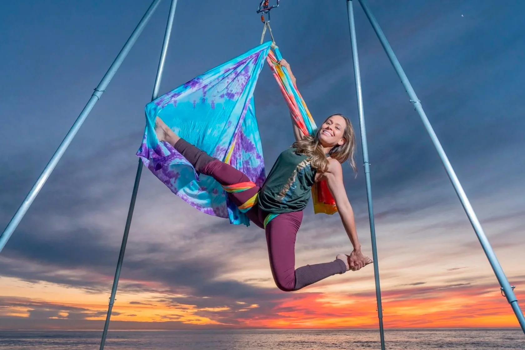Tracy Vogt 50-Hour Aerial Yoga in Silk Hammocks Teacher Training