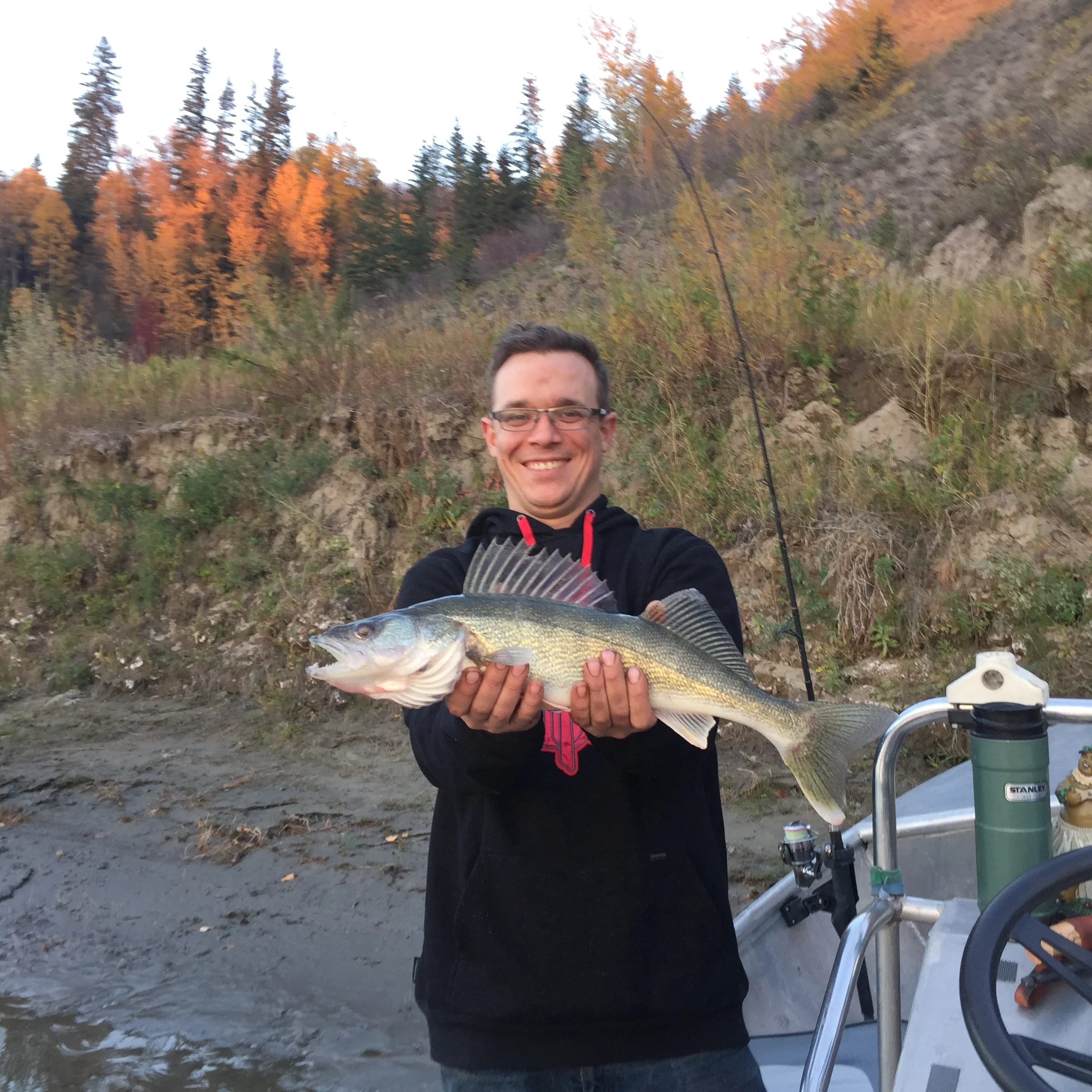 Happy Lunker's customer with an outstanding river walleye!