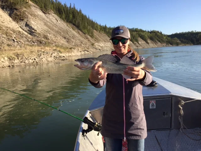 Lunker's, Alberta's finest fishing outfitter.