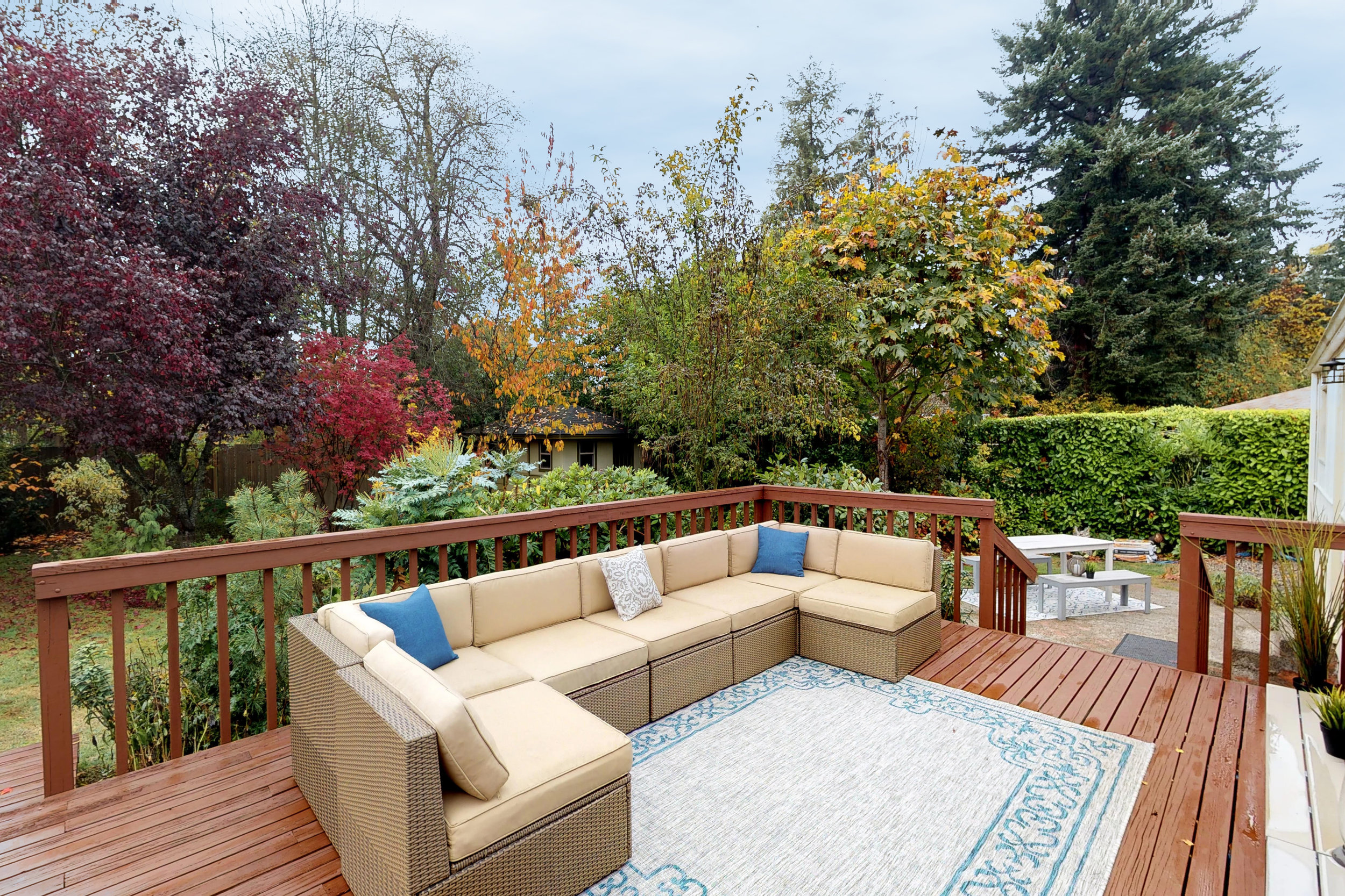Exterior staging Normandy Park Seattle.jpg