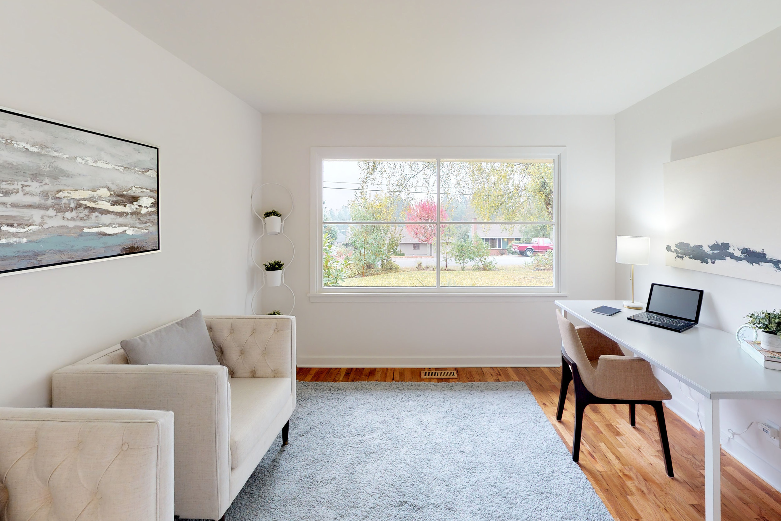 staged office burien home staging.jpg