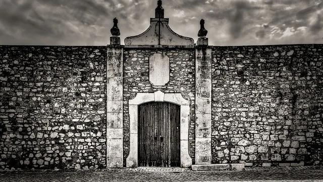 fortress-2758767_640.jpg