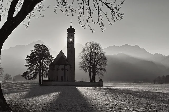 saint-coloman-3092258_640.jpg