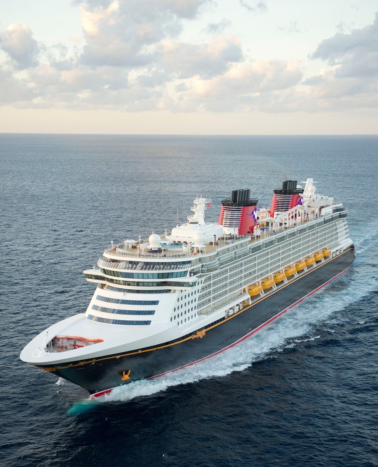 &quot;I know youuu, I sailed with you once upon The Disney Dream&quot; 🎵⁠
⁠
....wait that's not right...are those the lyrics? 🤔 Sorry, we're just so distracted by the amazing deals Disney Cruise Line is offering right now! ⁠
⁠
The Disney Dream is s