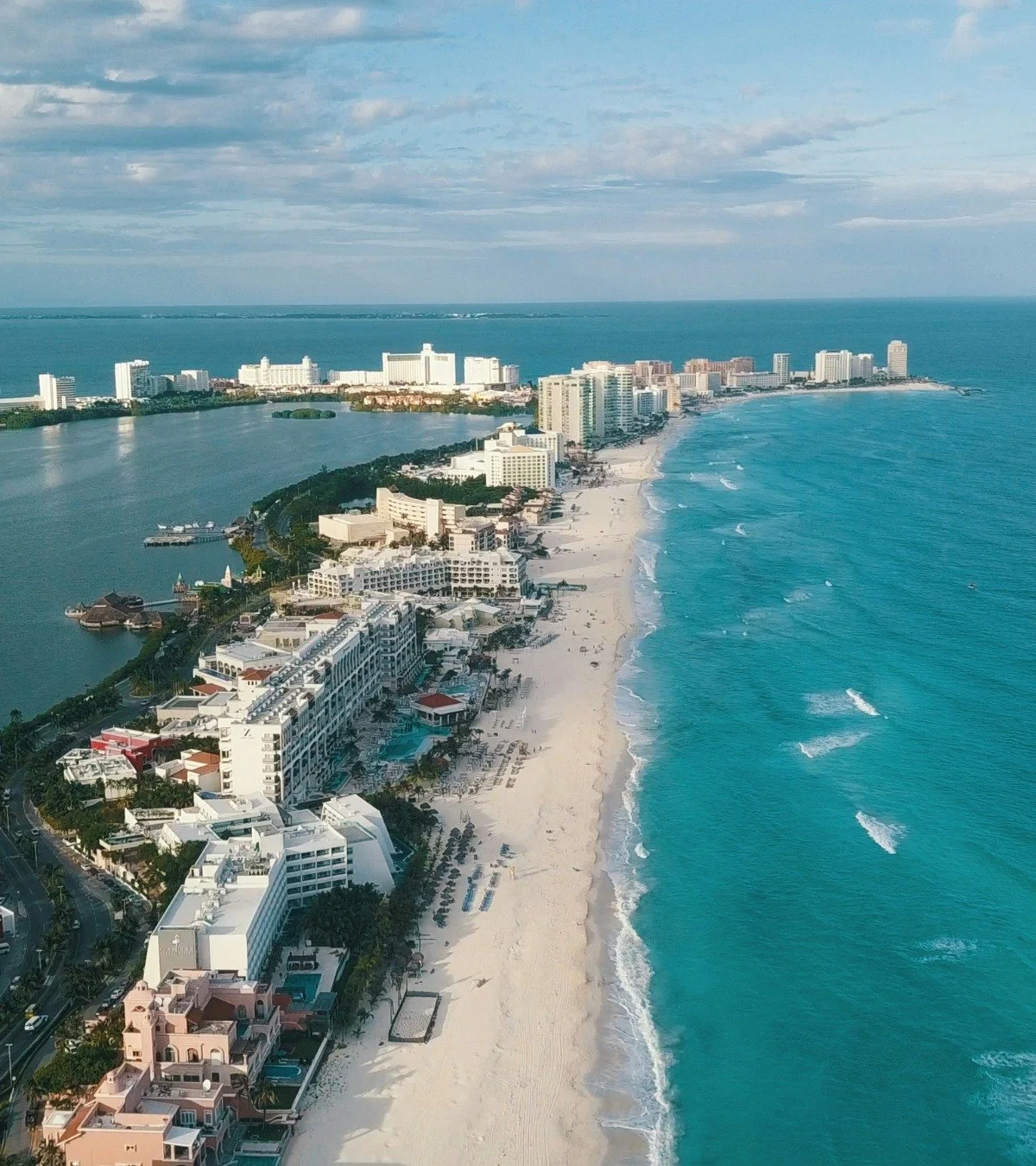 That view never gets old. 🌴☀️

The Hotel Zone in Canc&uacute;n is known for its turquoise water, white sand beaches, and some of the best all-inclusive resorts in Mexico - and it&rsquo;s easy to see why it&rsquo;s such a popular choice.

But here&rs