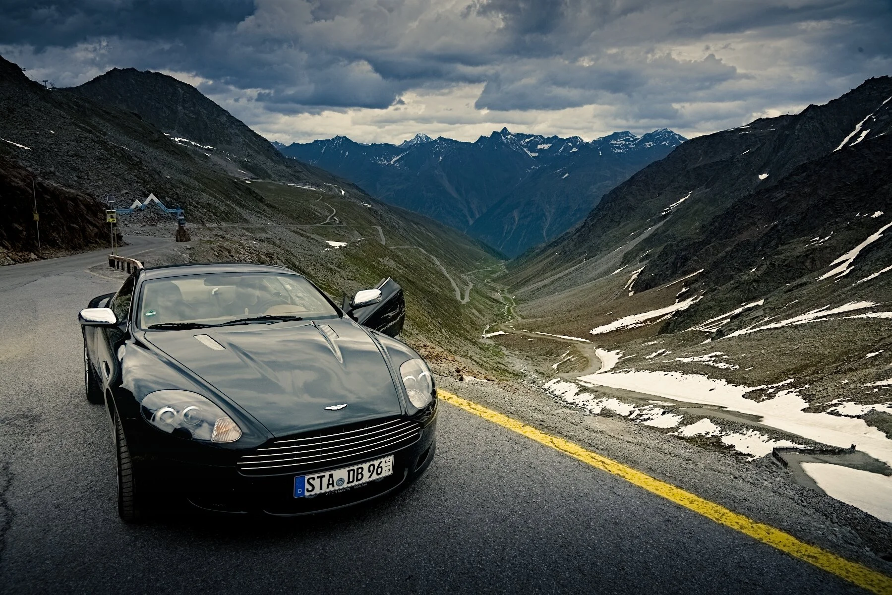 AM Vantage DB6 Details~3.JPG