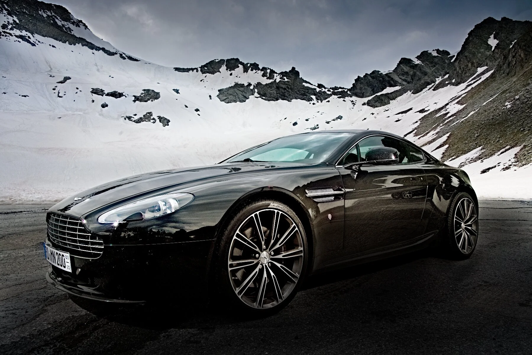 AM Vantage DB6 Details~5.JPG