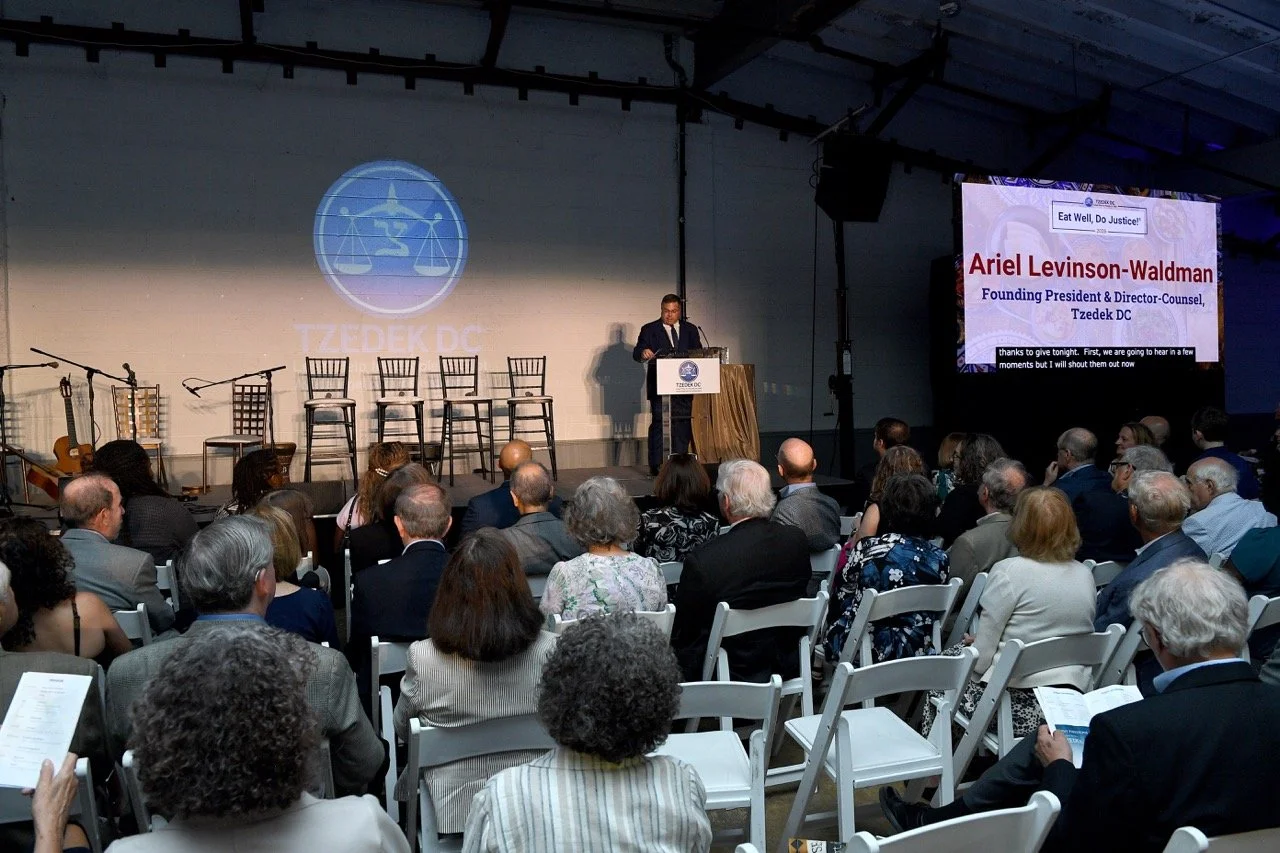 Ariel at podium, name on screen 2 Large.jpeg
