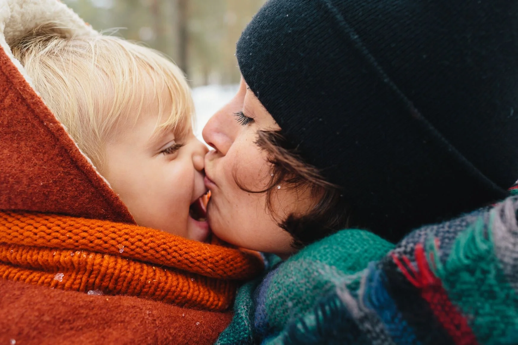 Mom+kissing+son.jpg