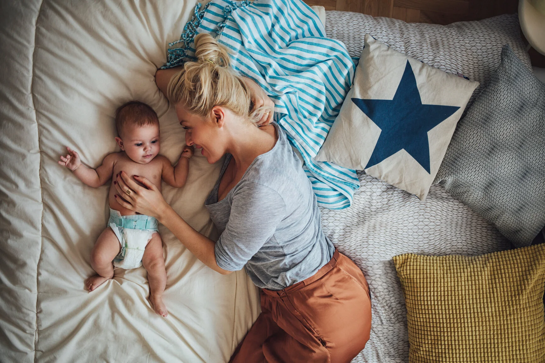 Mom and baby in bed.jpg