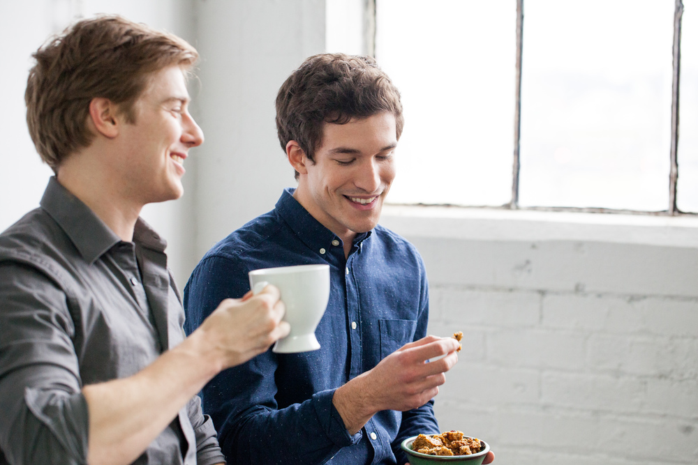 People+with+Food+and+Drink+Lifestyle+Photo+Shoot+-+Jena+Carlin+Photography+-034+-+96+Web+(1).jpg