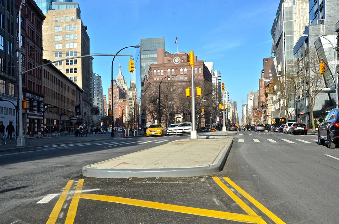 The end of the present day Bowery @5th Street. Looking up 3rd Ave and the triangle of Cooper Union and the start of 4th Ave.