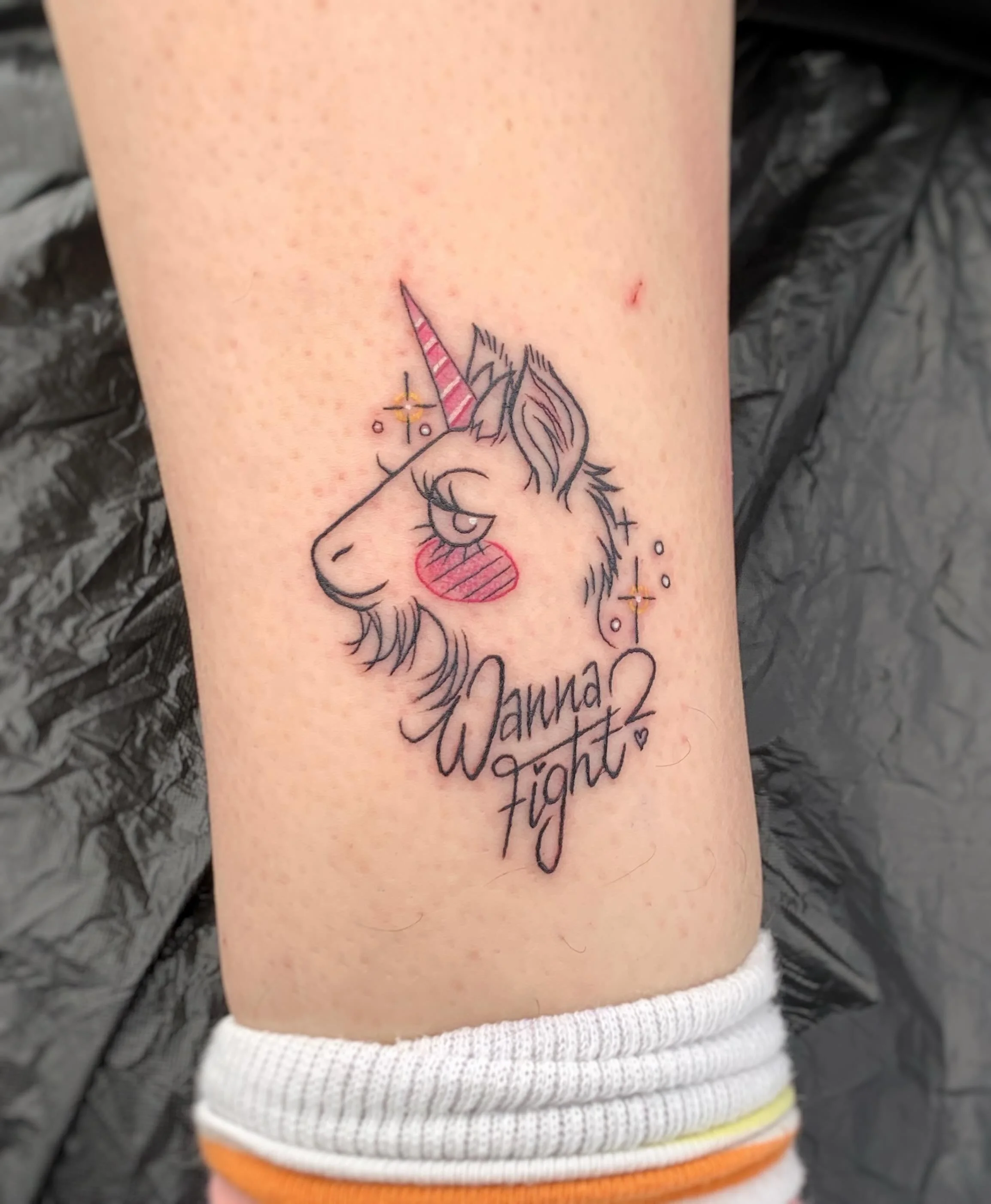 ADOPTED✨🌸
_______

Finally this Wannado found a loving home!
Sorry for the delayed post - I already tattooed this cutie at @comicinvasionberlin 
I&lsquo;m especially happy about the colors 
Make those world more colorful!

#berlintattooers #comictat