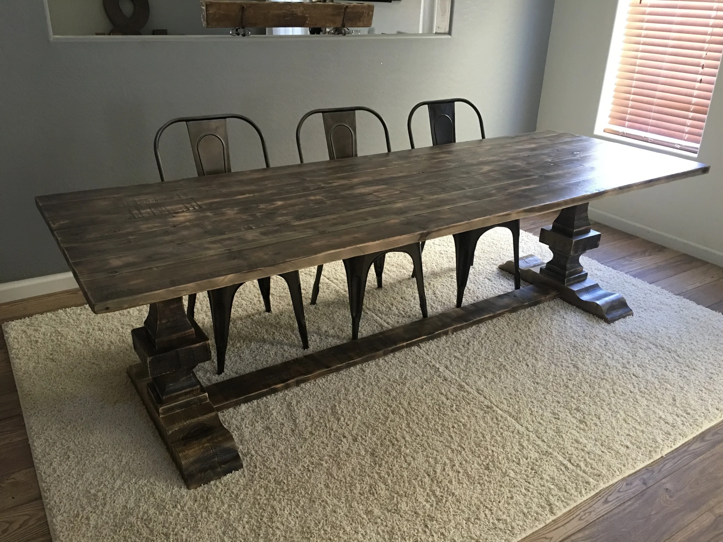 Bailey Table