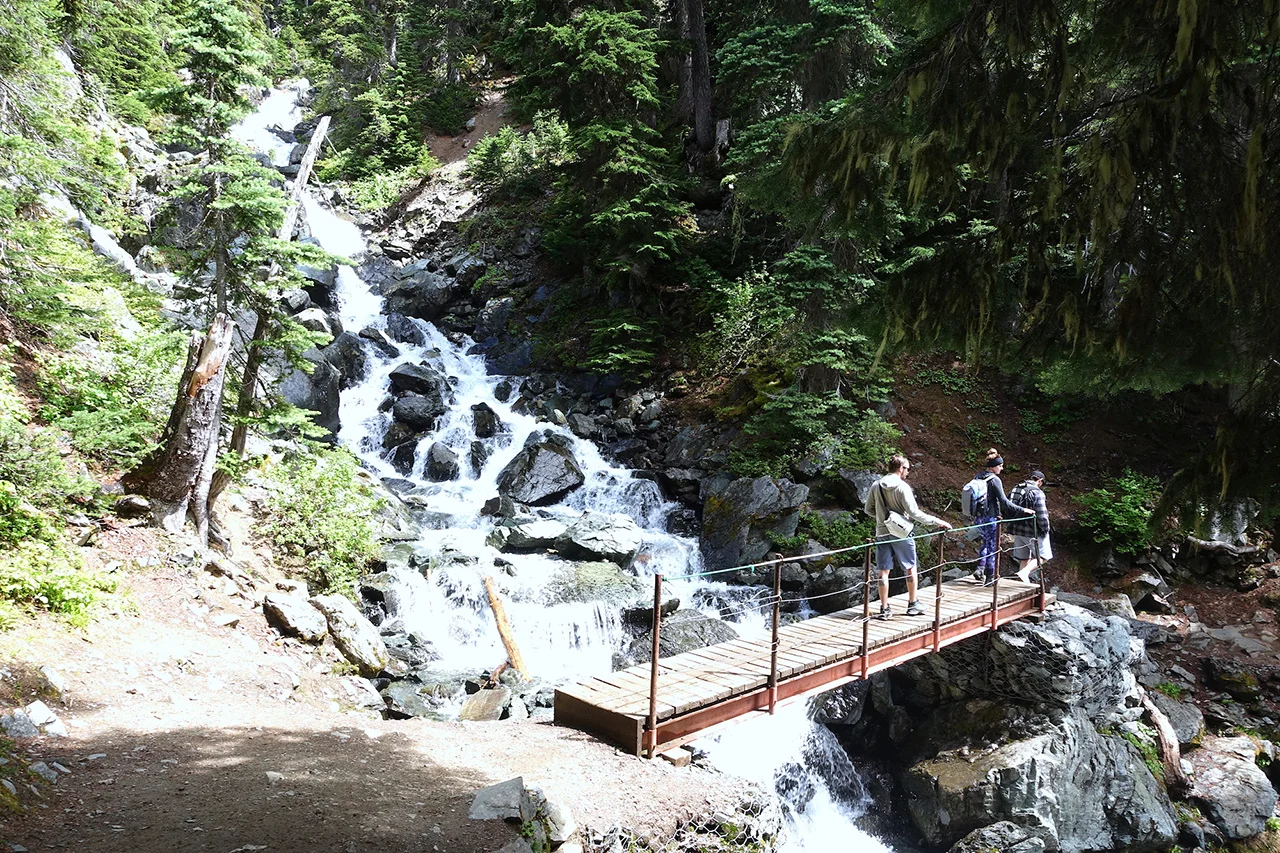 Pendulum Magazine - Garibaldi Lake Hike 3