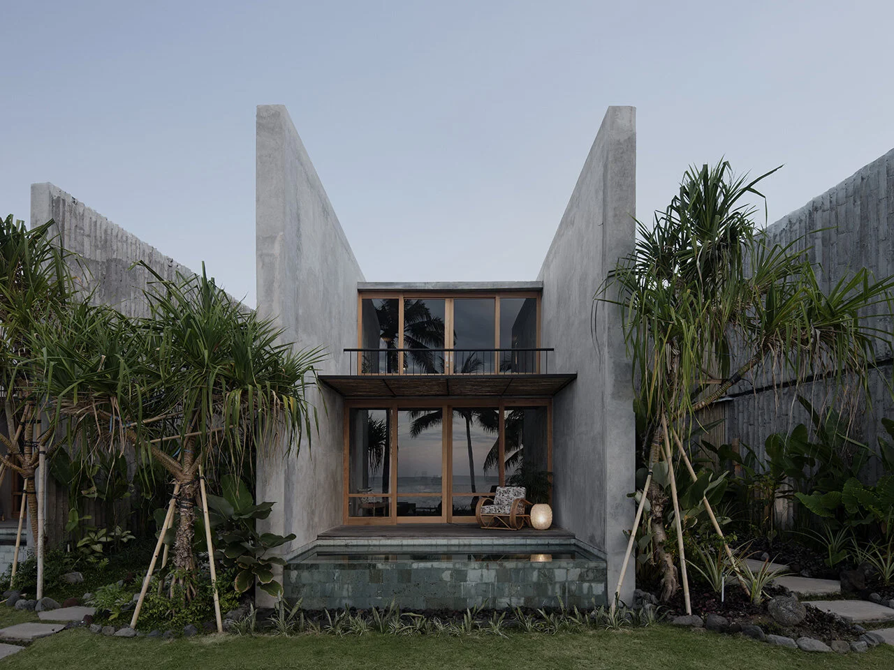 THE TIING || Hidden Boutique Hotel on the North Coast of Bali