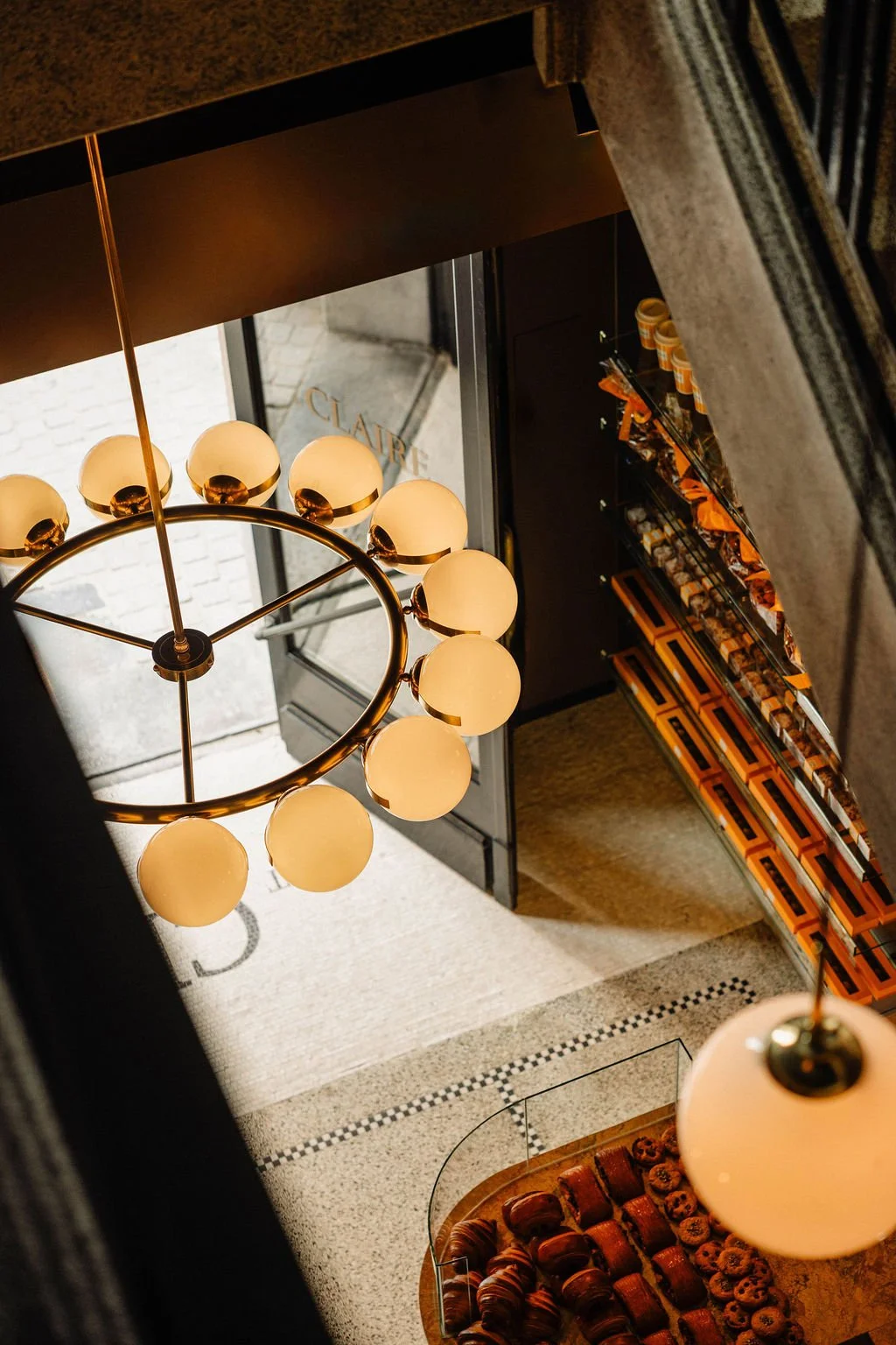 ET CLAIRE CAFÉ || Heinzel De Vries Redefines Small-Space Luxury in Antwerp’s Café Scene