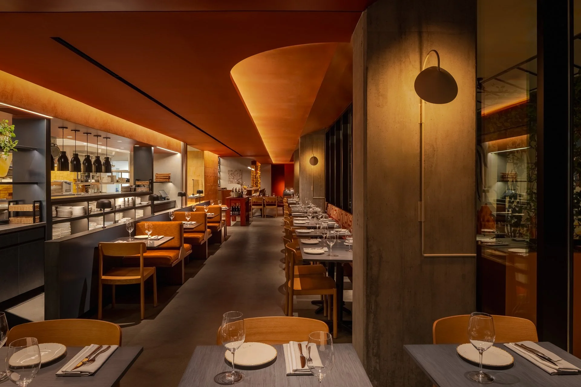 VACA LOS ANGELES || Studio UNLTD Designs a Sculptural Spanish Restaurant Defined by Curves, Craft, and Atmosphere