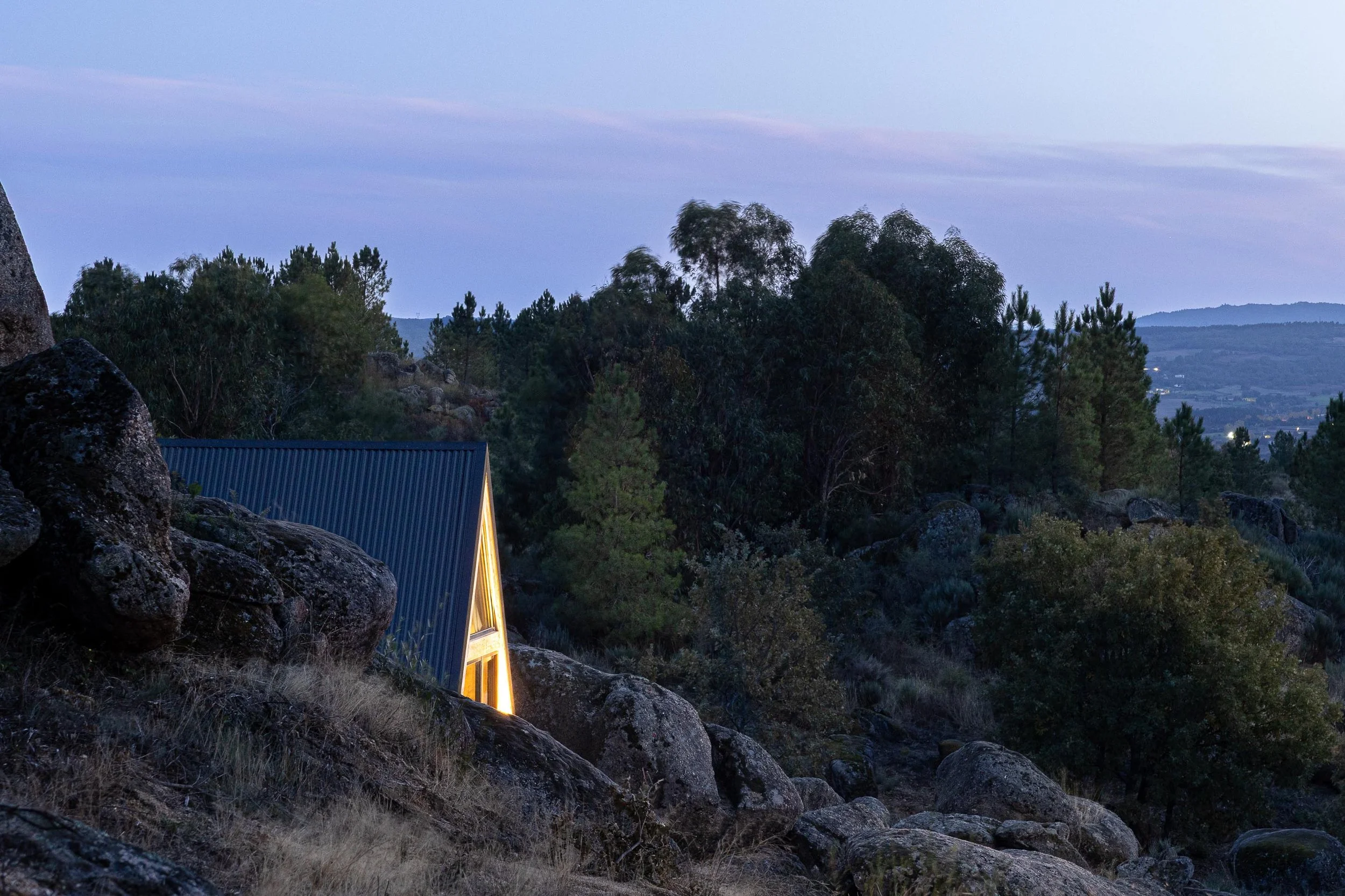 ABRIGOS DE MONTANHA || When Small Architecture Carries Cultural Weight