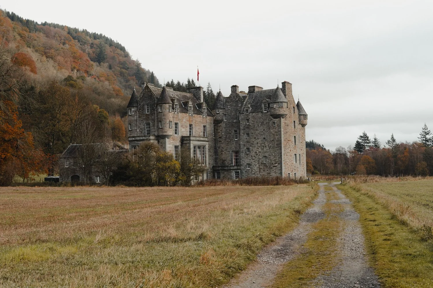 DUN ALUINN || The Highland House That Gives You Back Time in Scotland’s Tay Valley