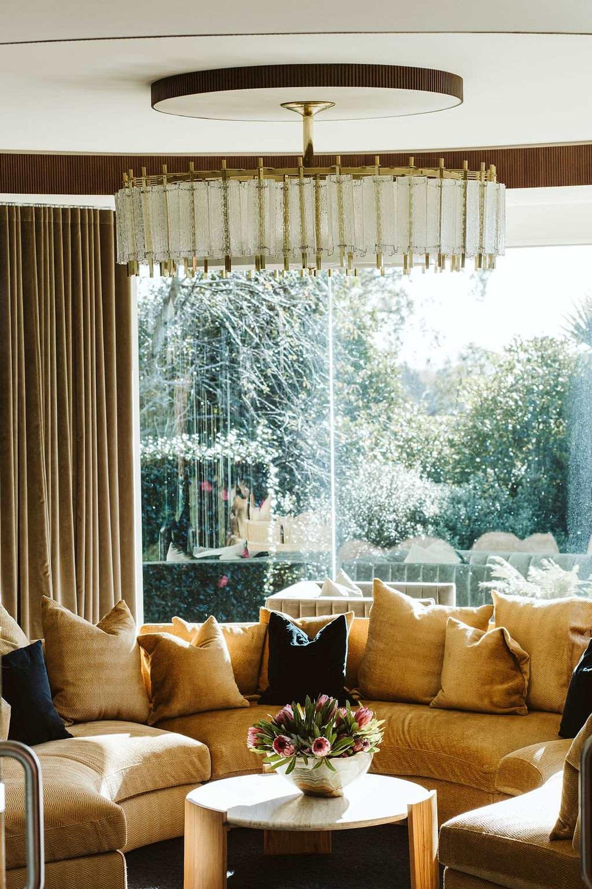 80s REVIVAL || A Mid-Century Home Reimagined for Modern Living