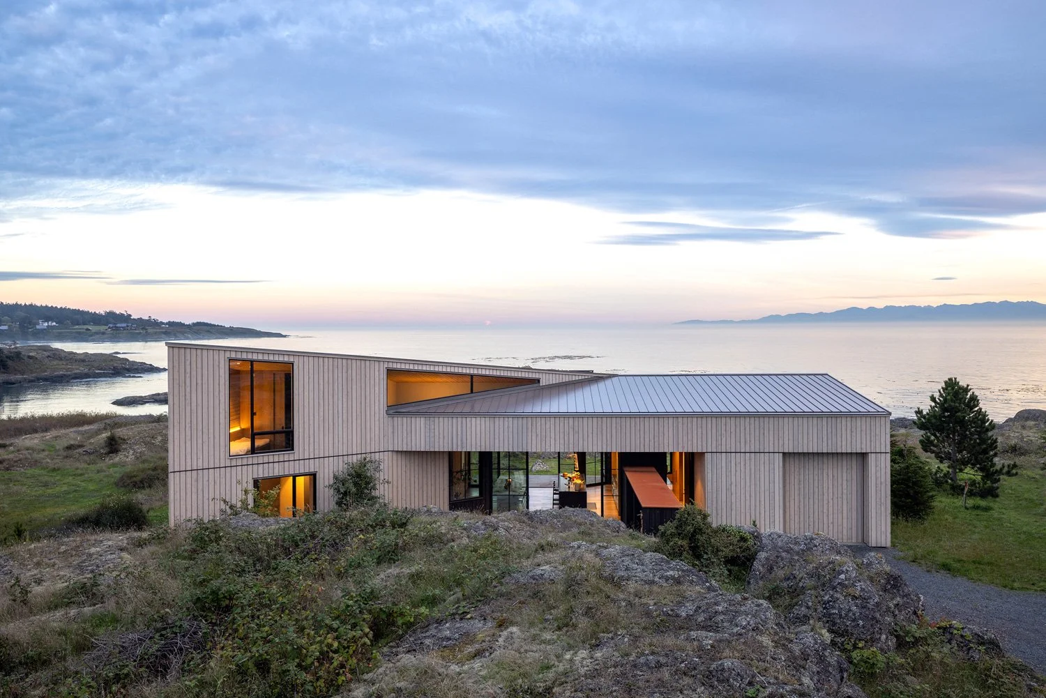 FALSE BAY RESIDENCE || Sea Ranch Reborn on the Salish Sea