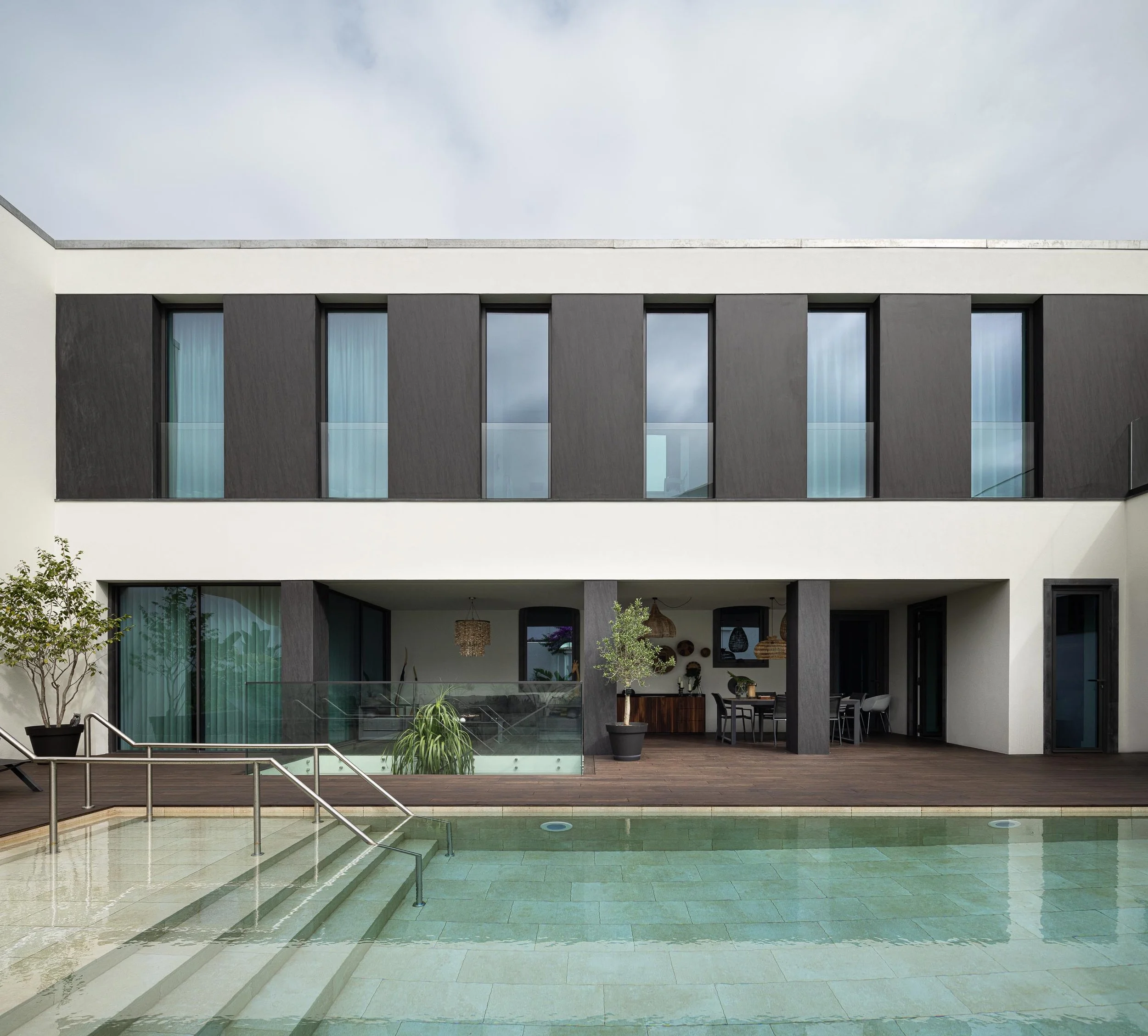 CASA T+A || How a Pre-1951 Azores House Was Rebuilt for Contemporary Life