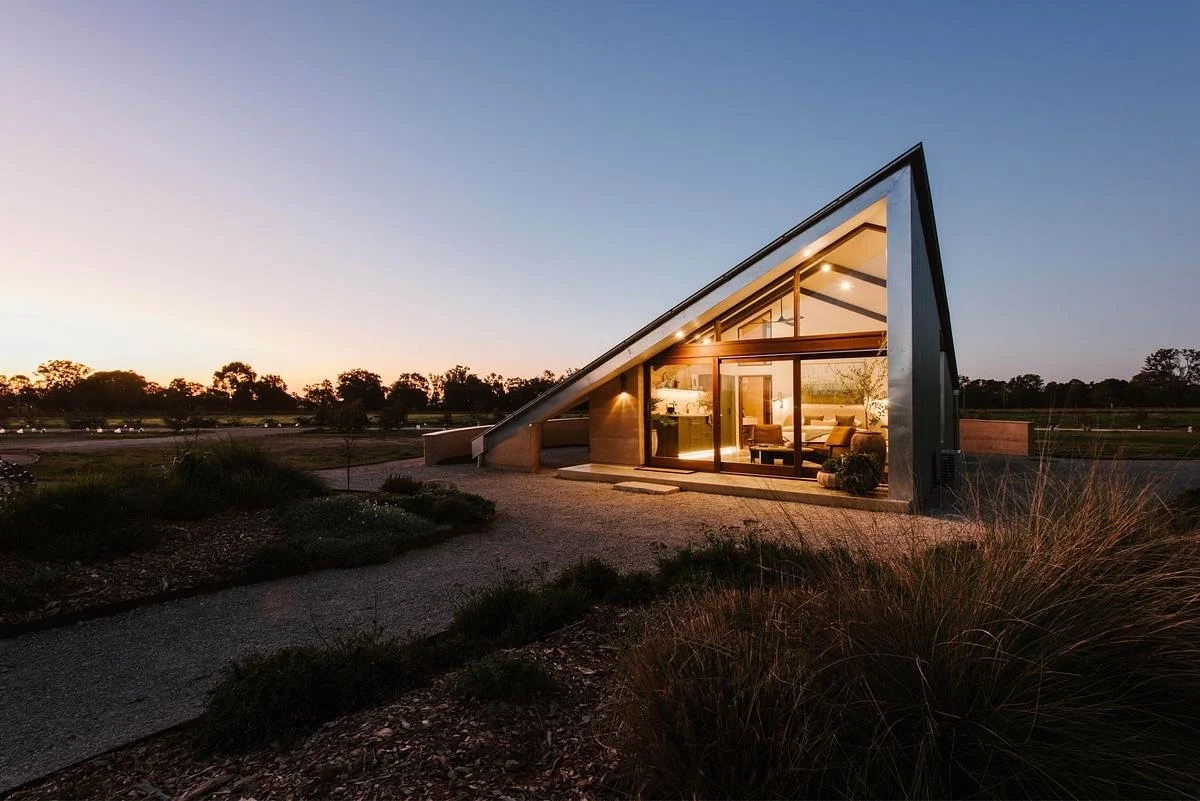KAVILLO STUDIOS || Where Rural Vernacular Meets Sculptural Precision in Mudgee