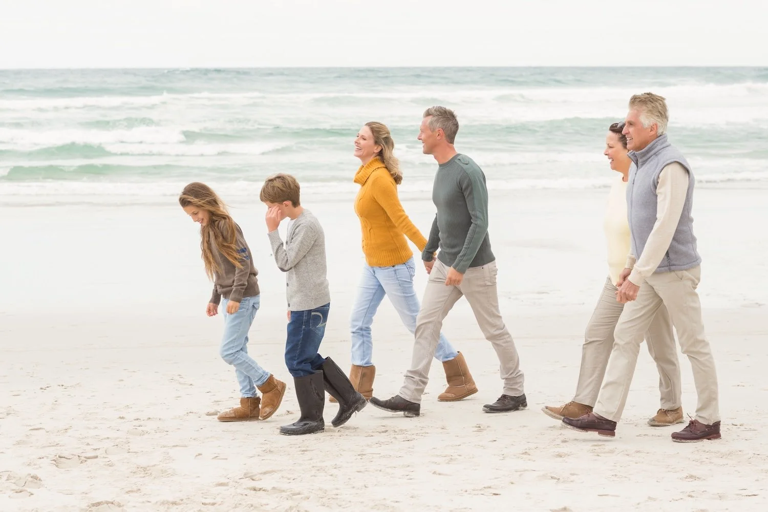 THE TRIP EVERYONE ACTUALLY ENJOYS || A Wellness Packing Guide for Multi-Generational Family Travel