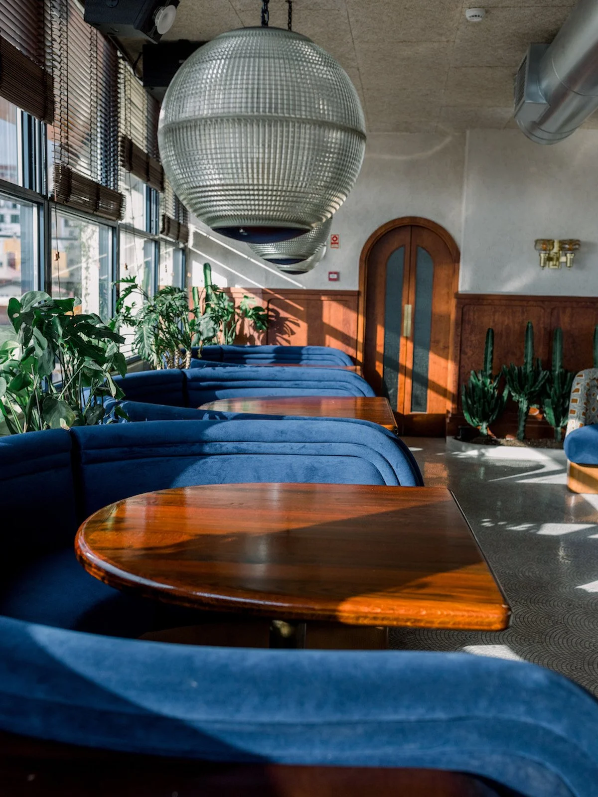 JAVA ROOFTOP BAR IN LISBON || Surround Yourself With Postcard-worthy ...