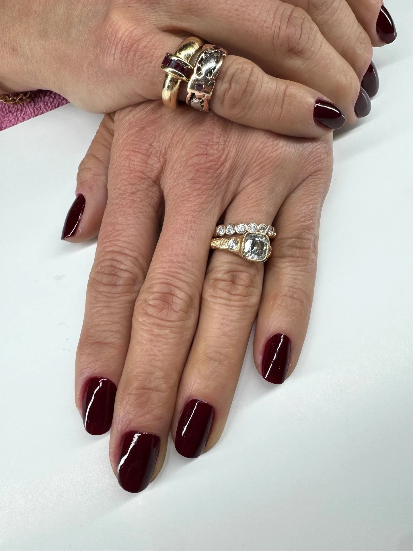 Classic. Rich. Powerful. It&rsquo;s always a pleasure having you here, @marysolcastrotv ❤️

#LuxuryManicure #ClassicNails #ElegantStyle