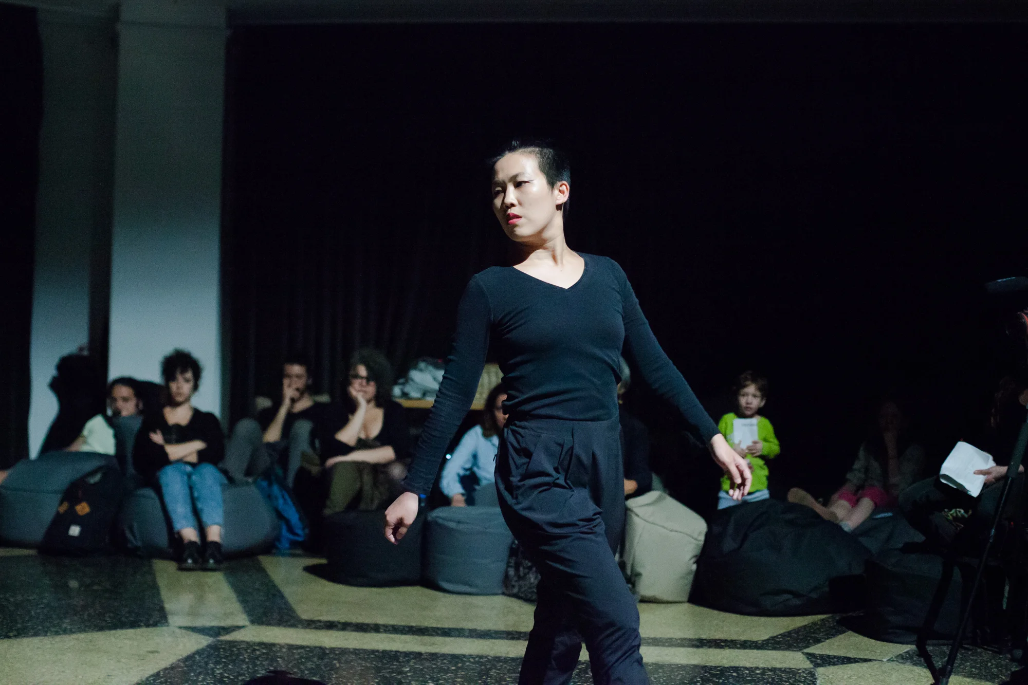 ϕ (phi) choreographed and performed by Jodie Judy Lu YingChu, produced and curated by SAVVY Contemporary, Berlin, June 2017.