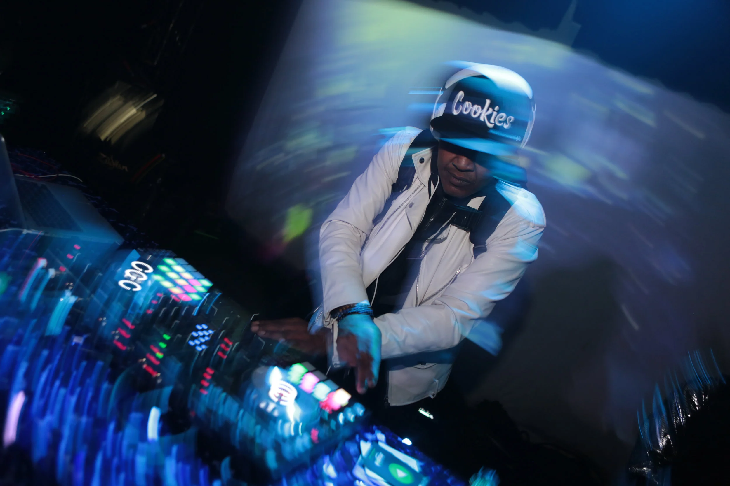 Theo_Party145-2.jpg